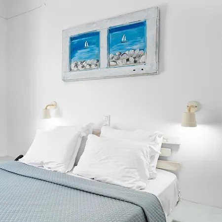 Iris Hotel 3*